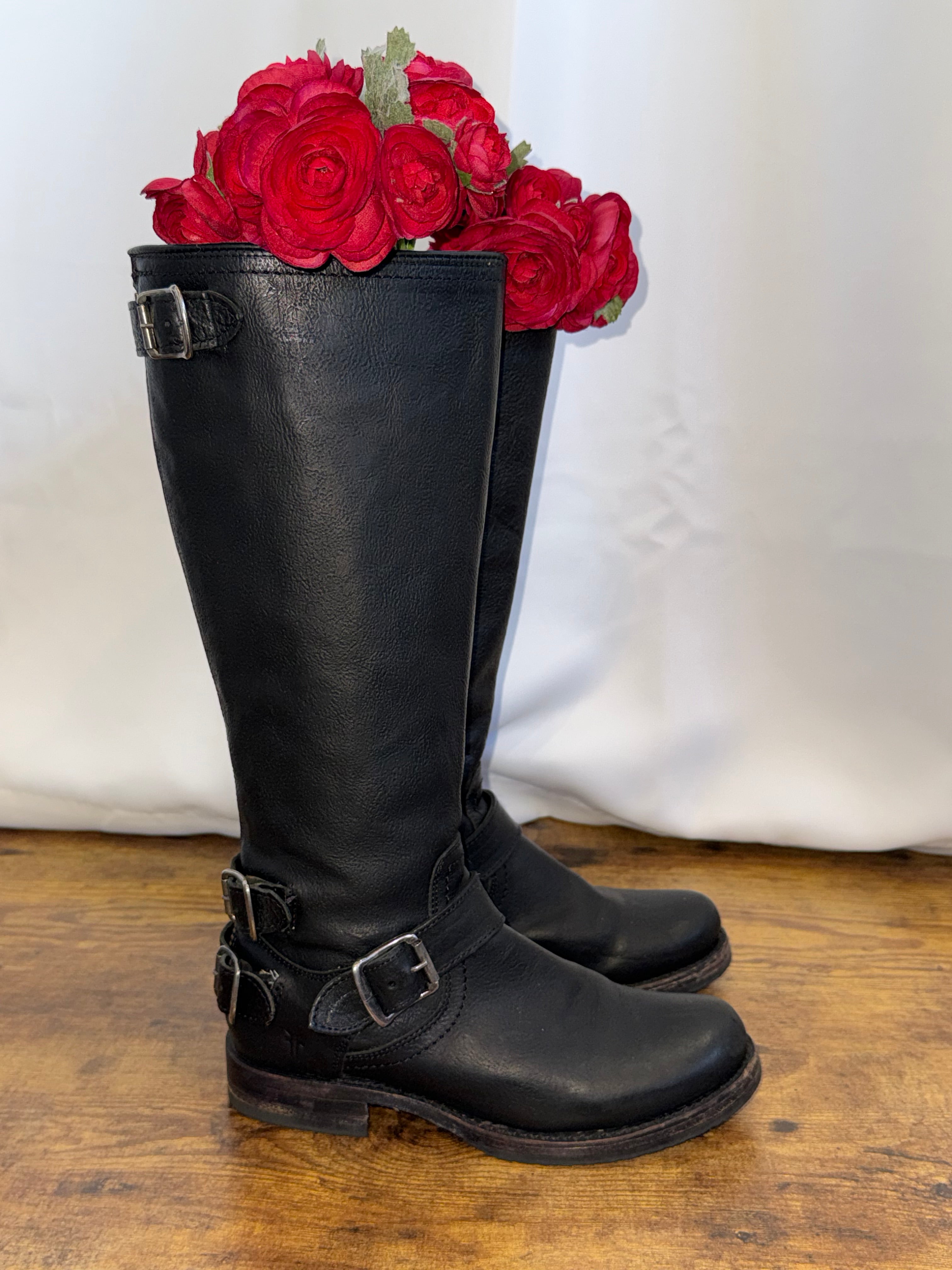 Frye Veronica Boots – Black Oiled Leather Moto Boots | Women’s Size (6B)